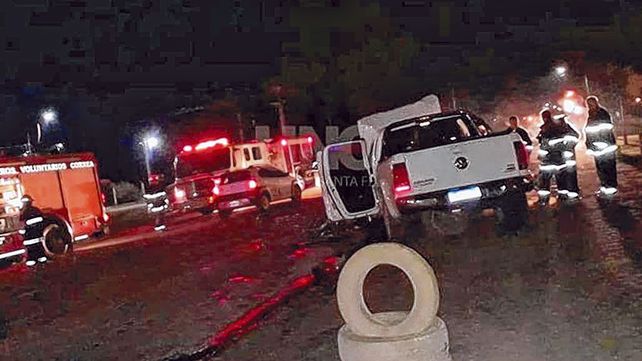 Choque frontal de dos camionetas con un muerto y siete heridos en la ruta 9