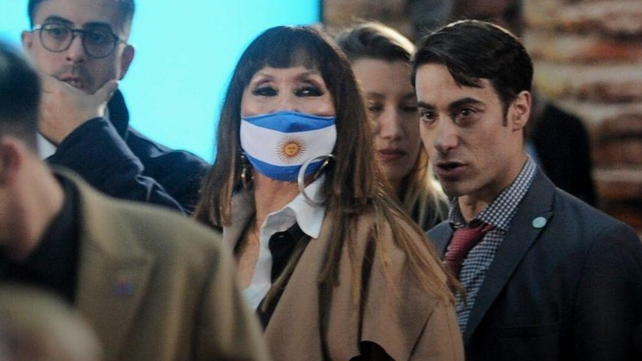 Moria Casán no pasó desapercibida en la asunción de Sergio Massa