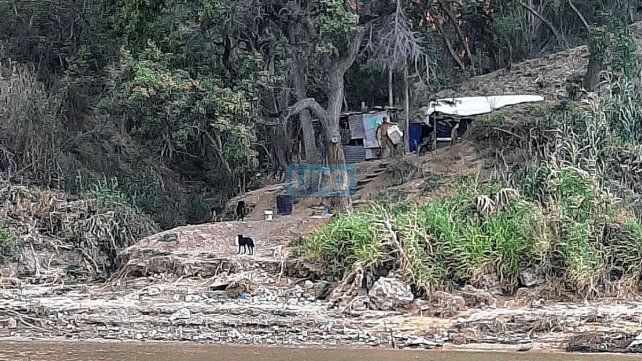 Incendio en La Toma puso en riesgo varias viviendas costeras