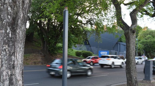 Avenida Belgrano. Del control a la velocidad en la salida al sur rosarino