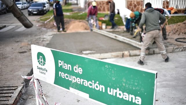 Trabajos de bacheo en la ciudad de Santa fe