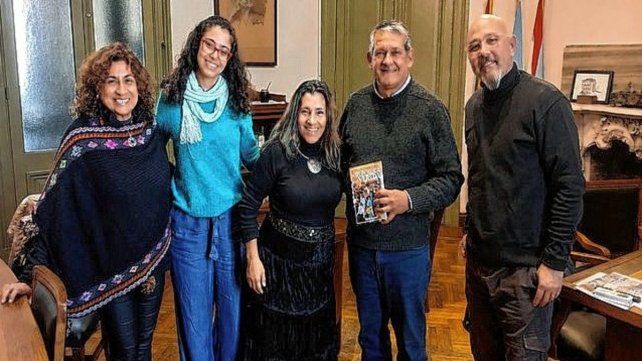 El Carnaval de Paraná fortalece vínculos con la UADER para impulsar su desarrollo cultural .