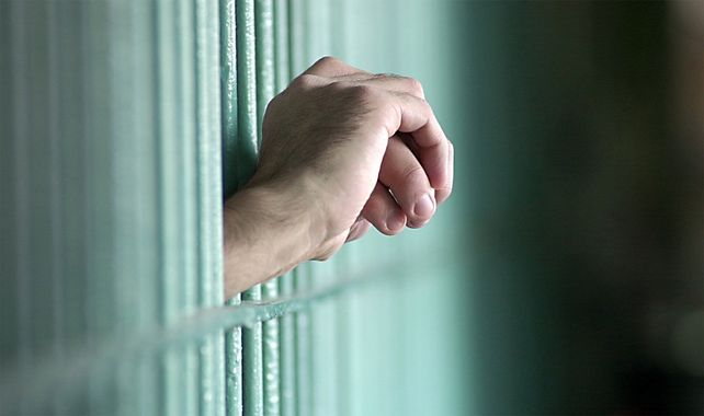 Marcha atrás. La Justicia suspendió por 90 días los cambios en la requista de ingreso a la cárcel.