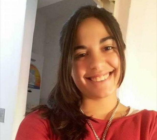 Familiares y compañeros de Micaela García aúnan esfuerzos para lograr su aparición con vida