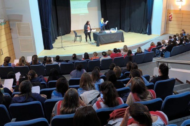 La inversión educativa resultó en un 63% de mejora en las pruebas de aprendizaje
