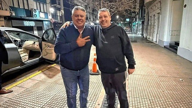 Ricardo Magdalena se reunió con Tapia para hablar de Colón Ricardo Magdalena se reunió con Tapia para hablar de Colón