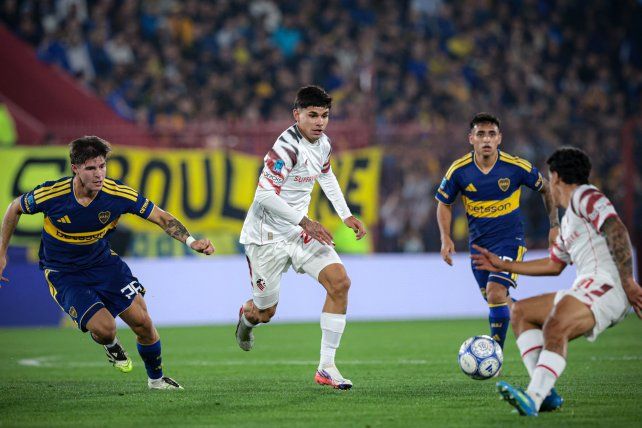 Boca ganó de local en Huracán ante Estudiantes.