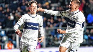 Gimnasia derrotó a Banfield y se metió en la conversación por la cima