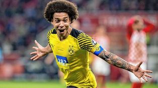 Borussia Dortmund venció a Mainz 05 en un partido pendiente