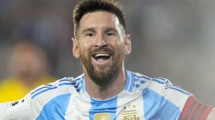 Lionel Messi podría agigantar su figura si fuese al Mundial del próximo año.