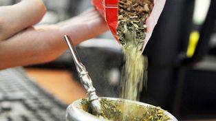 En las góndolas santafesinas la yerba ya supera los 30 pesos