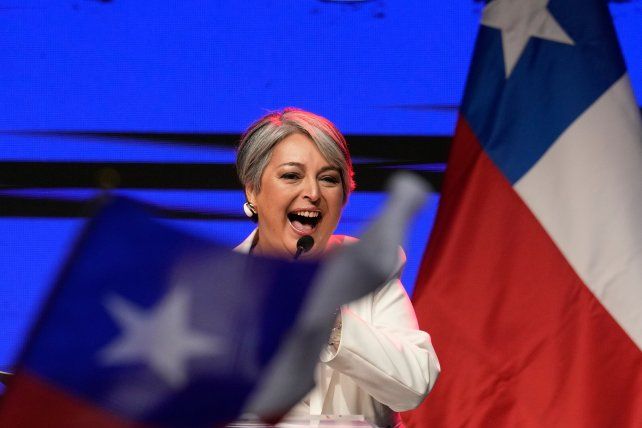 Jeannette Jara se impuso a Kast pero no le alcanzó para evitar el ballottage.