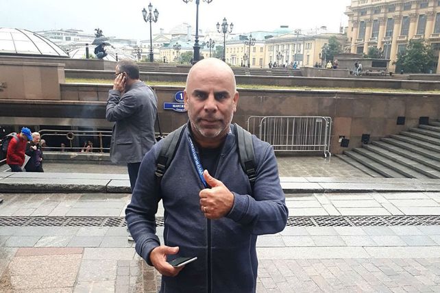 Complicado. A Serna se lo vincula a Carlos Aguilar