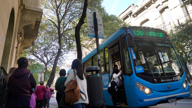 A partir de los primeros días de agosto sólo se podrá pagar el boleto con la tarjeta nacional Sube. La Movi local dejará de existir.