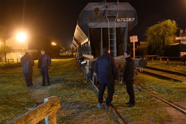 Una mujer y su beba sufrieron heridas tras ser embestidas por un tren en zona oeste
