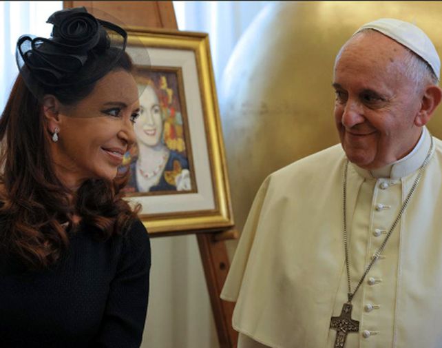 El papa recibió en su despacho a la mandataria argentina.