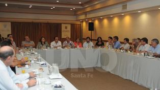 Municipios y Comunas pagarán el bono si se levanta el paro anunciado