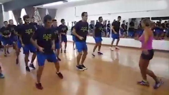 Ramaciotti hace bailar a su equipo como Ricky Martin para evitar el descenso