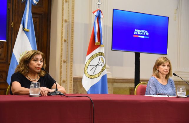 La Secretaria de Salud Sonia Martorano junto a&nbsp;la coordinadora del Programa de Inmunizaciones de la provincia