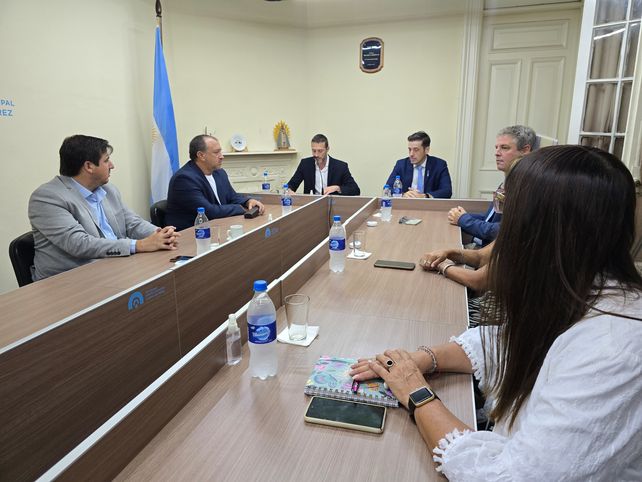 Corsalini enumeró la capacidad de respuesta que tiene la gestión municipal ante los problemas sociales y económicos que generan las políticas del gobierno nacional
