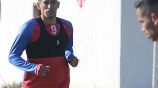 Unión lleva a Ecuador a su goleador, que iría al banco