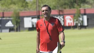 Primera práctica. El 24 de febrero de 2016 asumió en Newell’s.&nbsp;