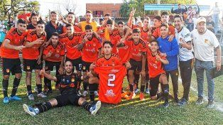 Las Flores es el nuevo puntero del ascenso tras ganar en San José del Rincón.