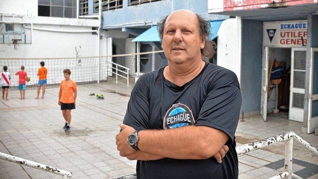 Fin de ciclo: Oscar Bonell no será más DT del Atlético Echagüe Club.