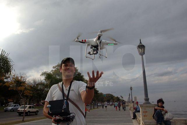 La pasión de volar con drones, un negocio que levantó vuelo en Santa Fe