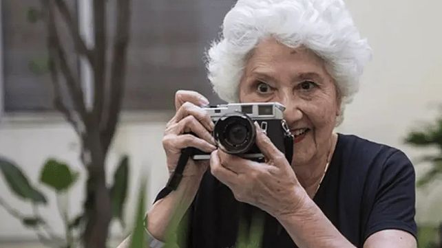 La fotoperiodista Sara Facio fue una de las personalidades más respetadas del campo de la fotografía a nivel mundial. Pionera y feminista murió a los 92 años