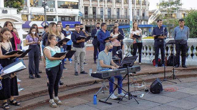 Cantantes Líricos de Entre Ríos darán conciertos en Colón y Paraná