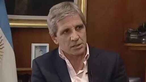 Luis Caputo: La gente va a tener que vender dólares para pagar impuestos