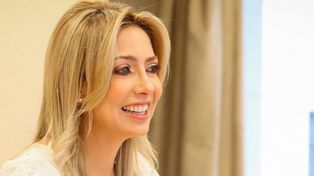 Ciberacoso: le modificaron datos y agraviaron a la primera dama Fabiola Yáñez en Wikipedia y Wikidata