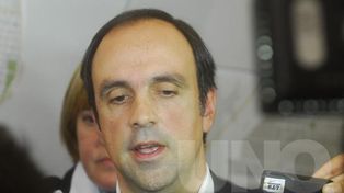 El Intendente aseguró que están dispuestos a sentarse para discutir paritaria
