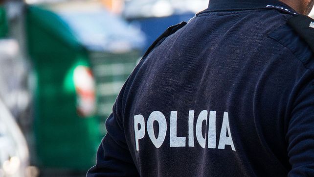 Un hombre fue detenido en Mar del Plata acusado de haber violado a su hija de 14 años Un hombre fue detenido en Mar del Plata acusado de haber violado a su hija de 14 años