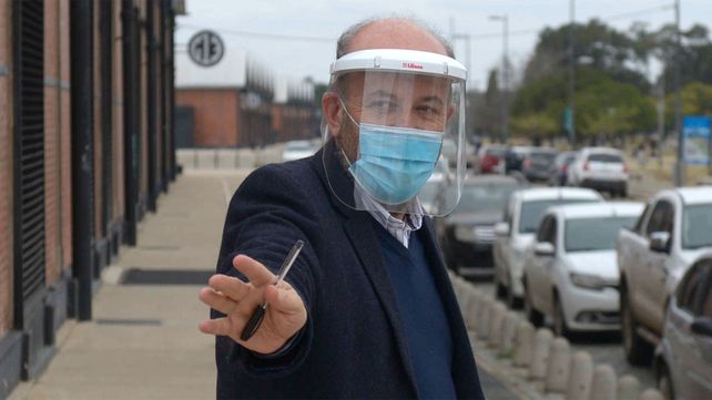 El secretario de Salud señaló que no se puede depositar toda la agresividad en el virus y afirmó que los comportamientos también pueden ser agresivos.