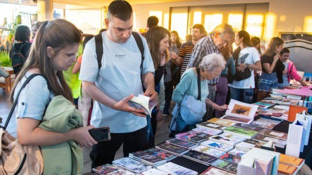 Librerías y editoriales independientes se suman a la Feria de Arte Paraná