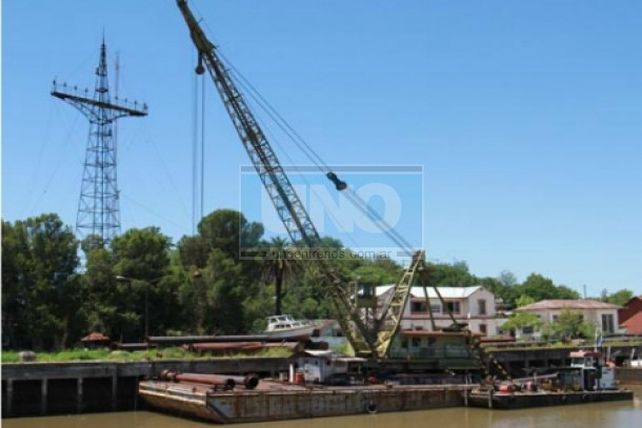 Quieren que el semáforo fluvial se rescate como monumento