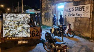 Allanan barbería en Concordia: hallaron droga y detuvieron a siete personas