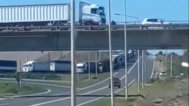 Camionero despotricó contra el Gobierno en un corte de ruta: ¿Qué es más caro? ¿Tener Vialidad Nacional o no?