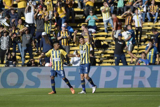 El récord de Marco. Ruben abrió la cuenta ayer en la goleada ante Independiente.
