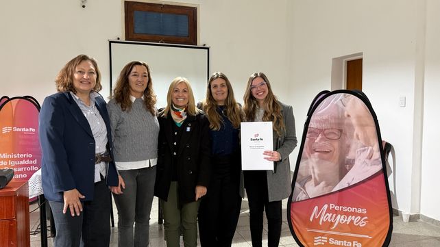 Roldán recibió fondos provinciales para fortalecer actividades destinadas a los adultos mayores