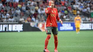El ex-Newells Nahuel Guzmán dio a entender que dejará pronto el arco de Tigres de México, donde juega hace casi 12 años.&nbsp;