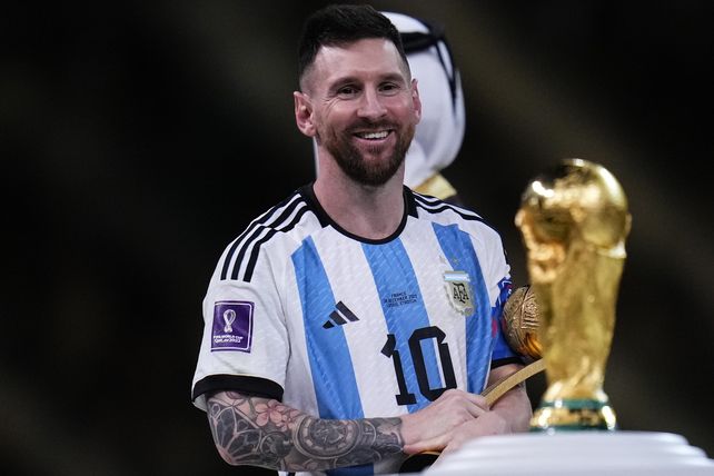 Lionel Messi: Me hubiese gustado que Diego me entregara la Copa del Mundo