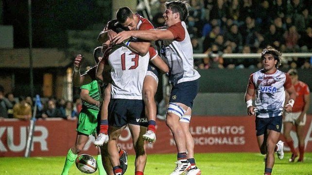 Pampas logró un gran triunfo y se metió en semifinales.