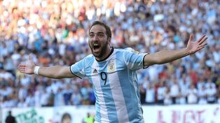 El delantero Gonzalo Higuaín le dijo adiós al fútbol.