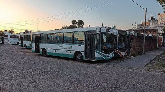 Se dictó la conciliación obligatoria y este viernes habrá colectivos.