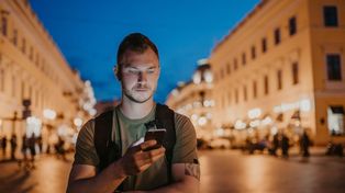 Descubrí cómo la eSIM revoluciona los viajes por Argentina y Latinoamérica. Activá datos en minutos y evitá el roaming sin chip físico ni contratos