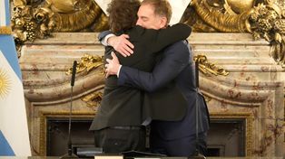 Milei le tomó juramento a Santilli, su cuarto jefe de Gabinete