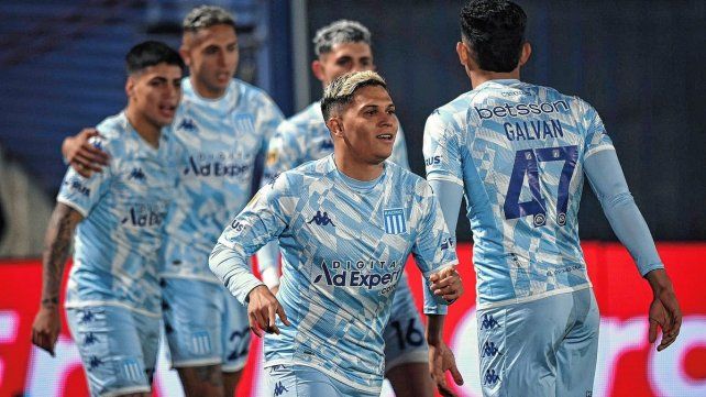 Racing: Gago analiza poner a Quintero para recibir a Boca